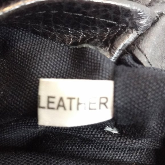 Desmo Leather Mini Purse - Picture 3 of 10